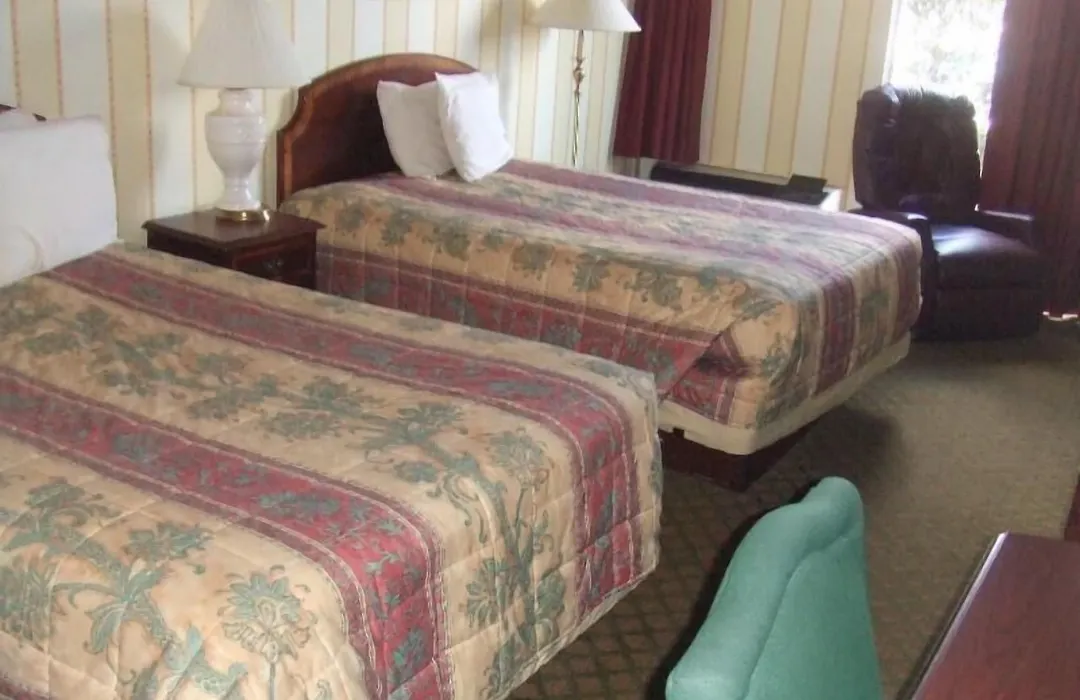 A Victory Inn & Suites - Ann Arbor-1