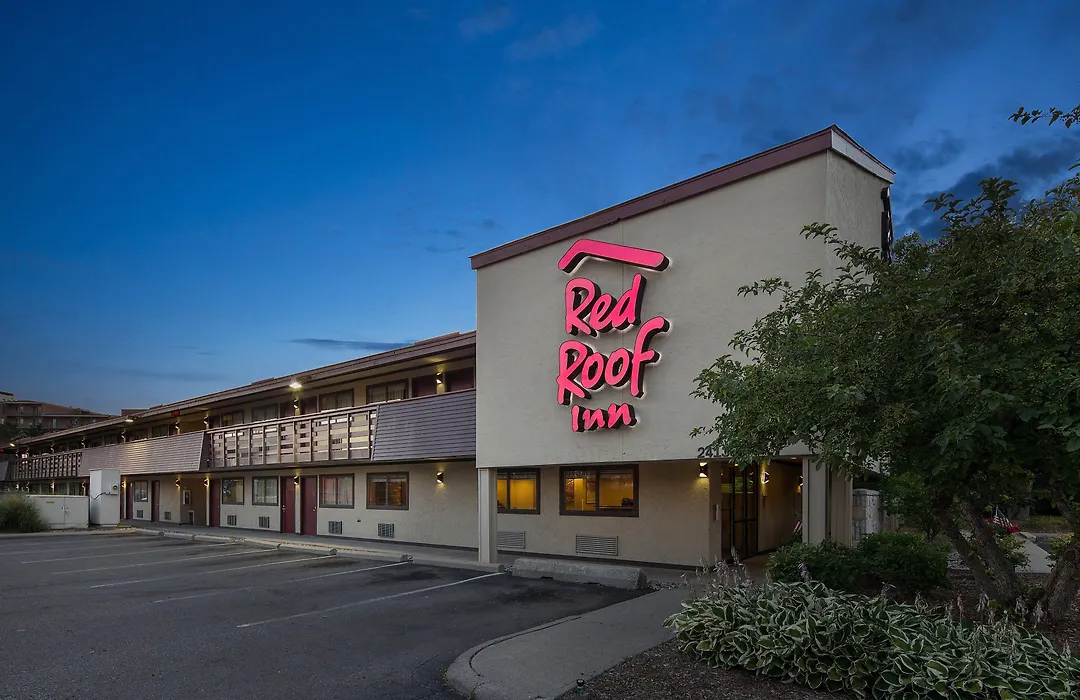 Red Roof Inn Detroit - Dearborn-Greenfield Village-1