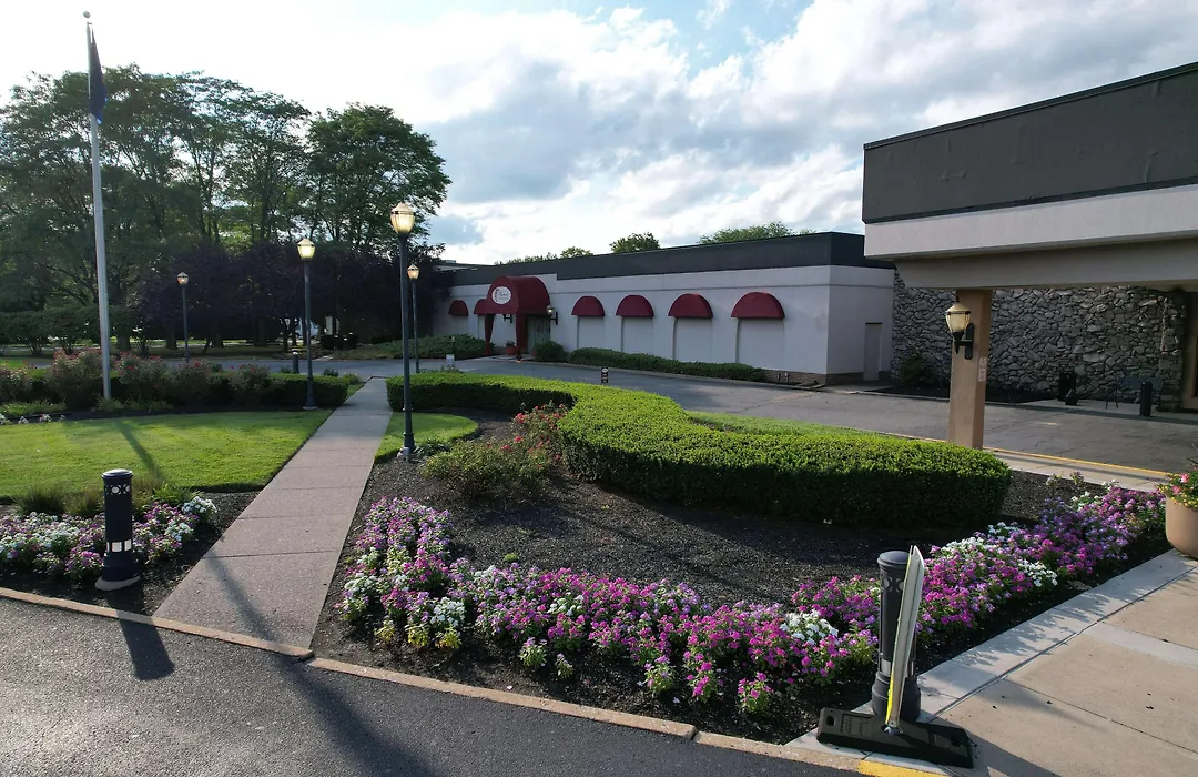 Surestay Plus Hotel By Best Western Lehigh Valley-1