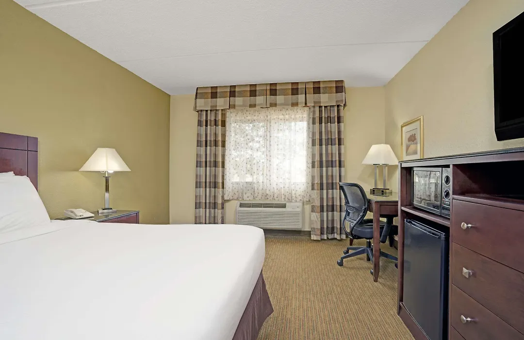 Super 8 By Wyndham Monticello-1