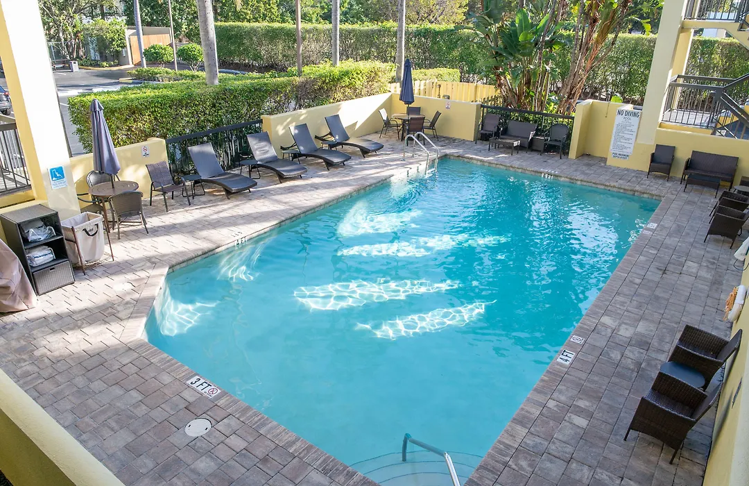 Quality Inn Palm Beach International Airport-1