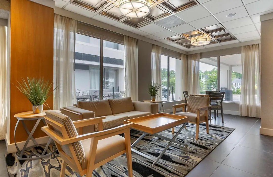 Best Western Plus University Inn-1