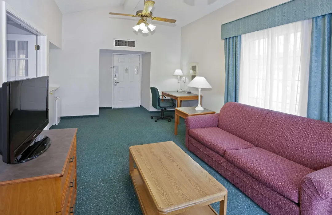 La Quinta Inn By Wyndham Omaha West-1