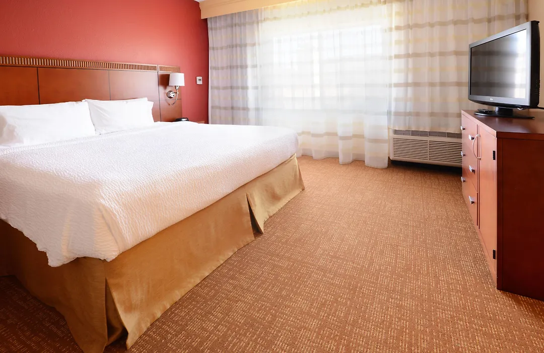 Courtyard By Marriott Dallas Arlington Entertainment District-1