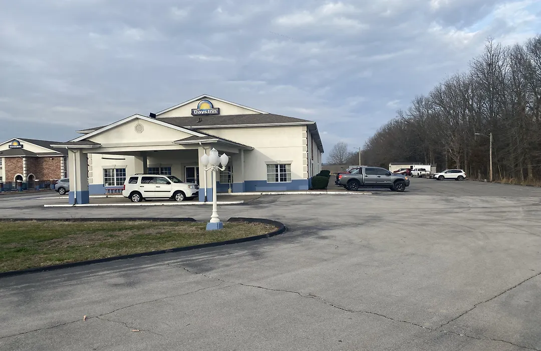 Days Inn By Wyndham Perryville Mo-1