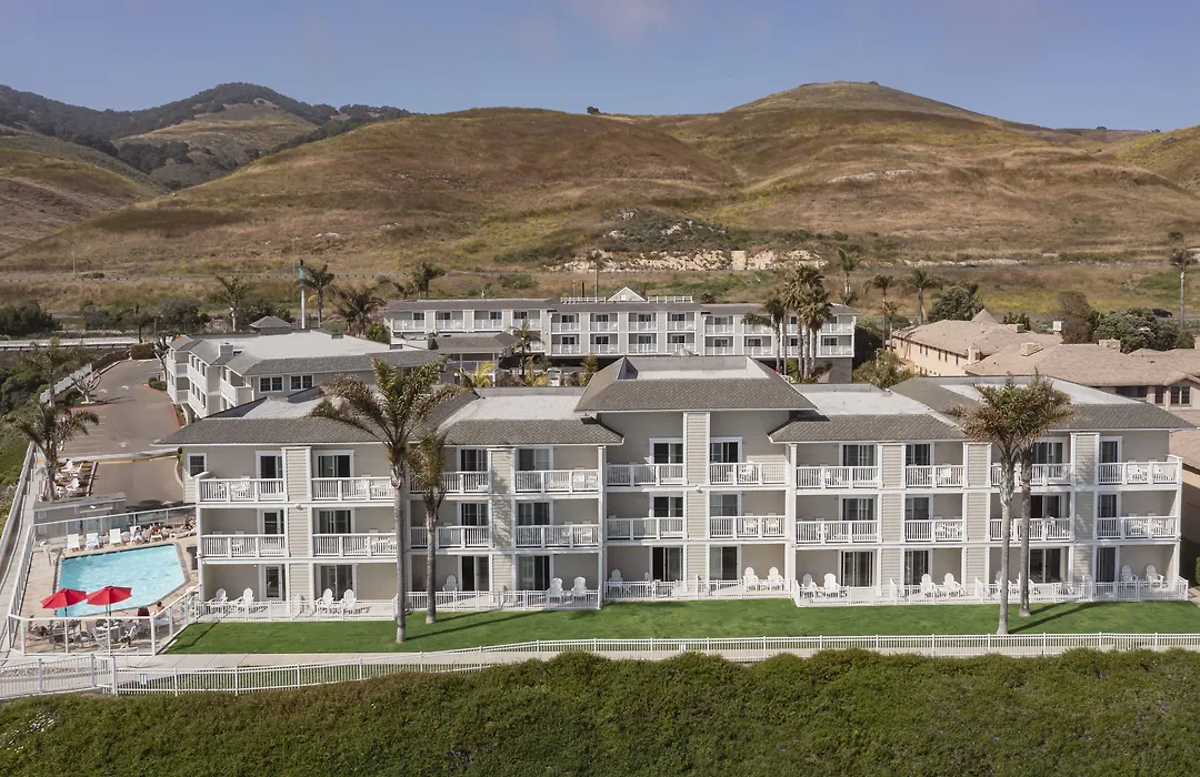 Pismo Lighthouse Suites-1