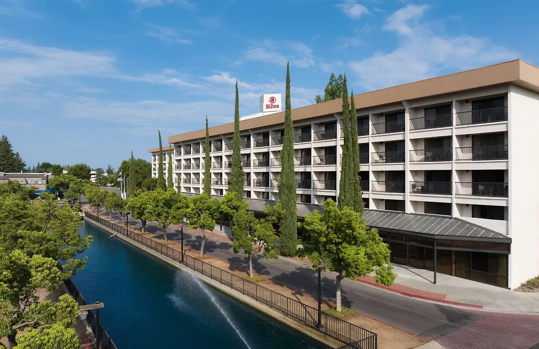 Hilton Stockton-1