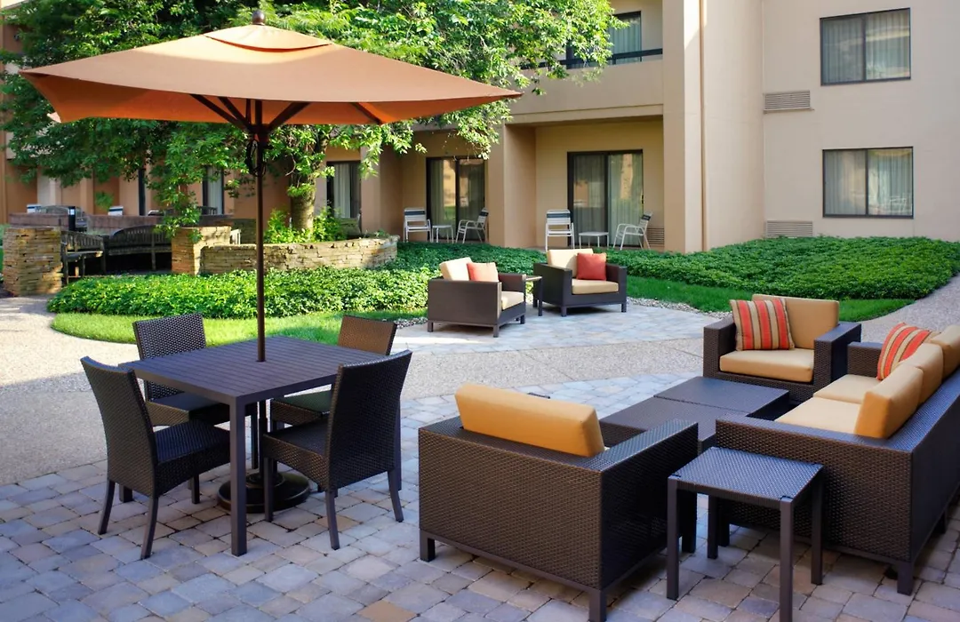 Courtyard By Marriott Lexington North-1