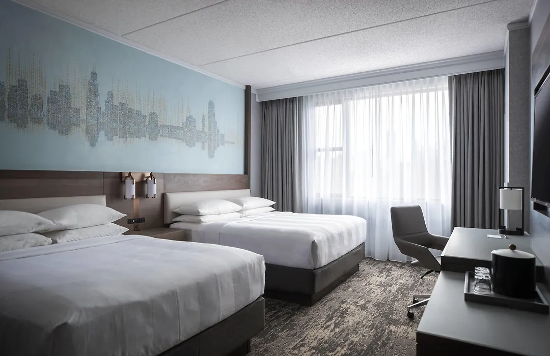 Courtyard By Marriott Chicago At Medical District-Uic-1