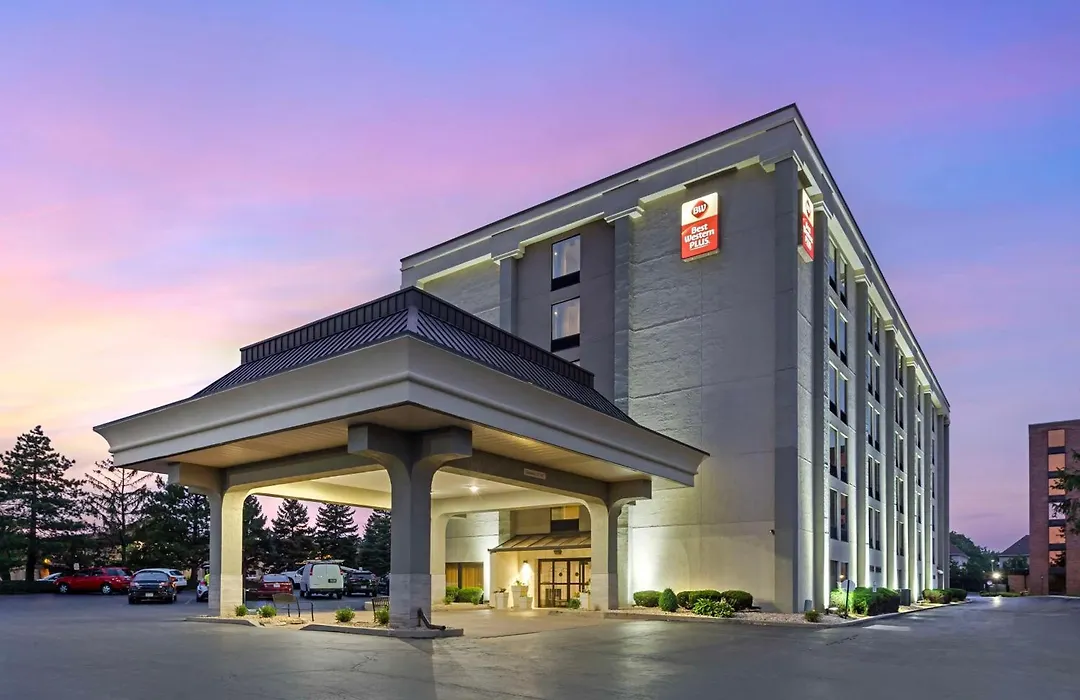 Best Western Plus Chicagoland - Countryside-1