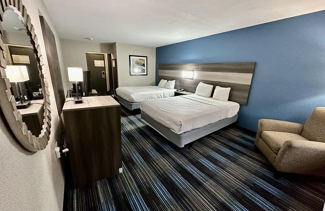 Baymont By Wyndham Kansas City Ku Medical Center-1