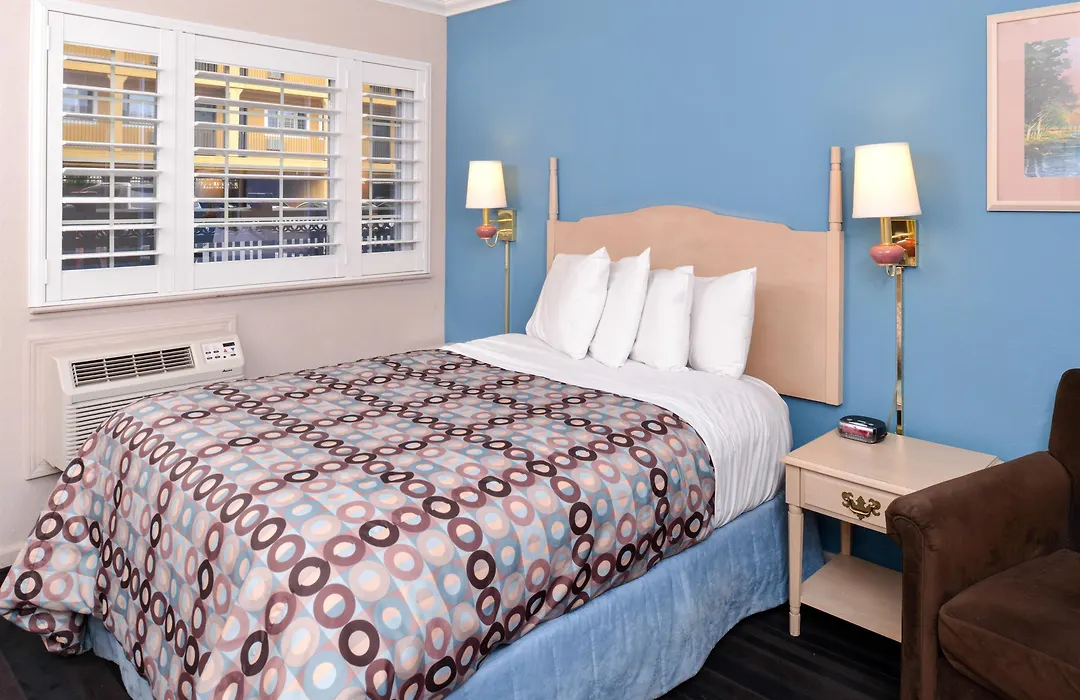 Napa Valley Hotel & Suites-1