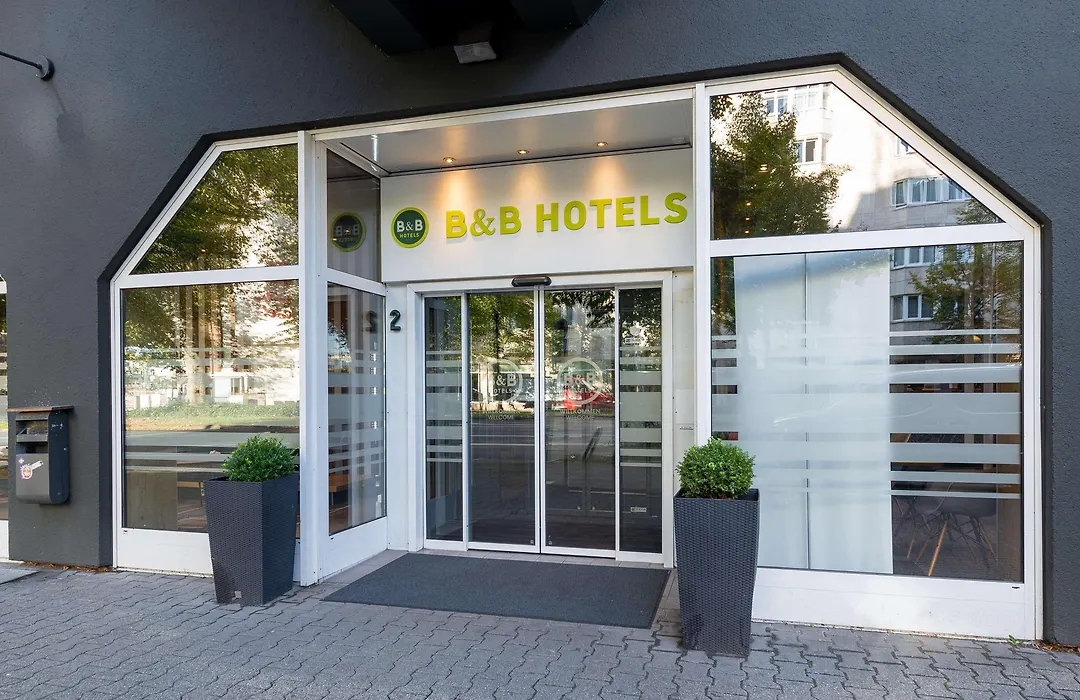 B&B Hotel Düsseldorf-Hbf-1