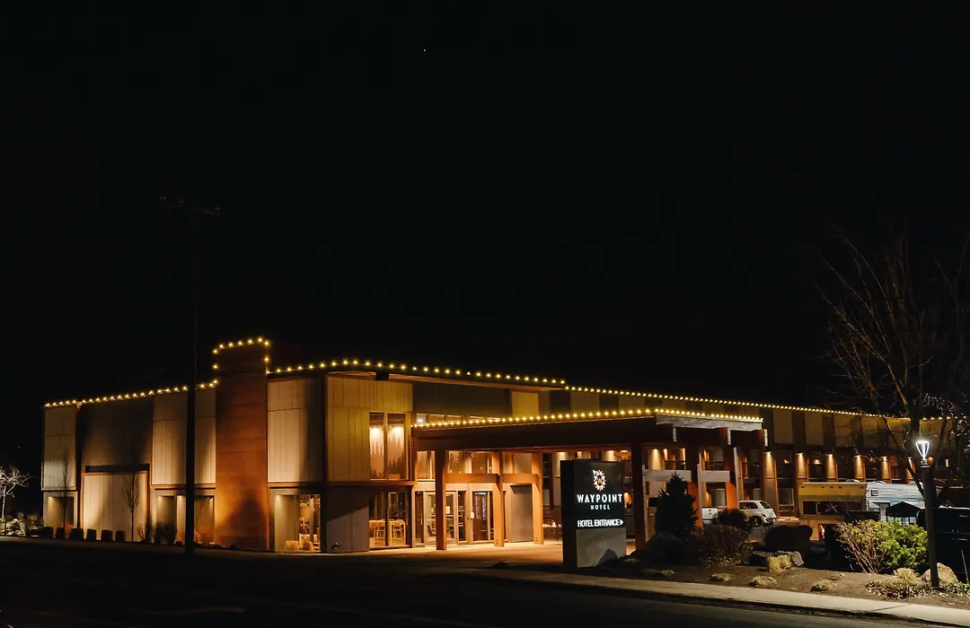 Waypoint Hotel-1