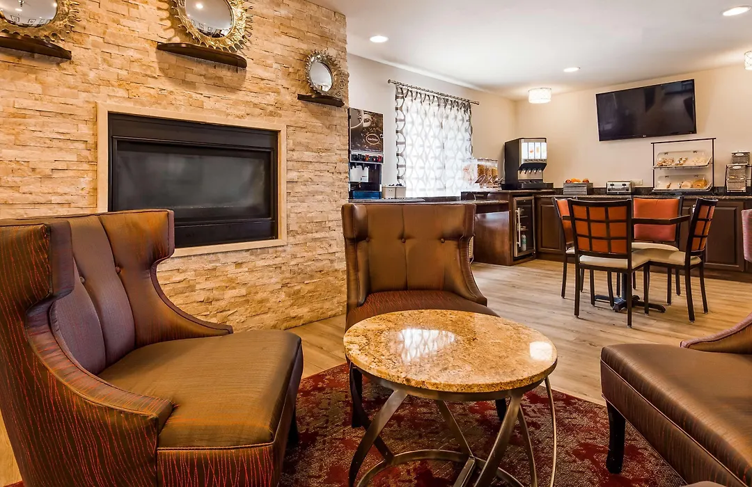 Best Western Galena Inn & Suites-1