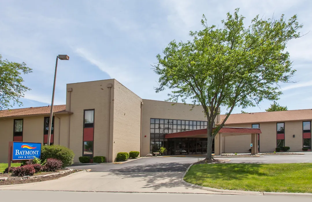 Clarion Pointe Bloomington-Normal Near I-55 And University-1