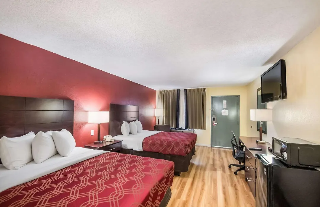 Econo Lodge Kearney - Liberty-1