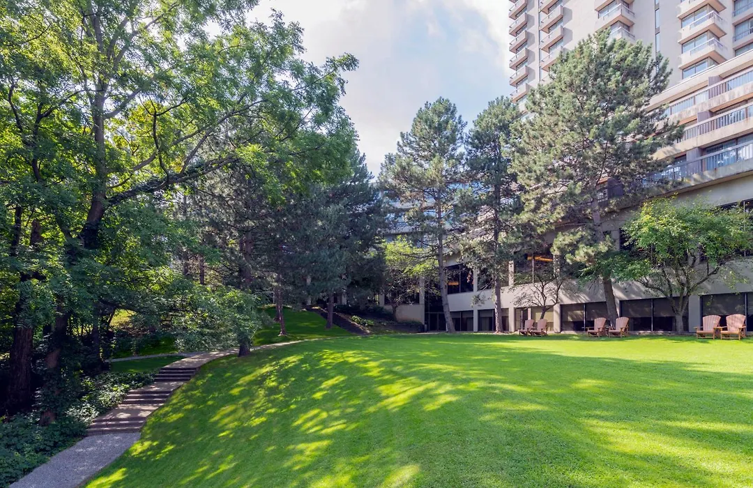 Crowne Plaza Toronto - North York By Ihg-1