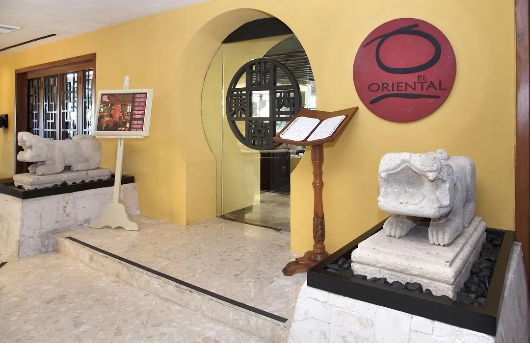 Grand Park Royal Cancun (Adults Only)-1