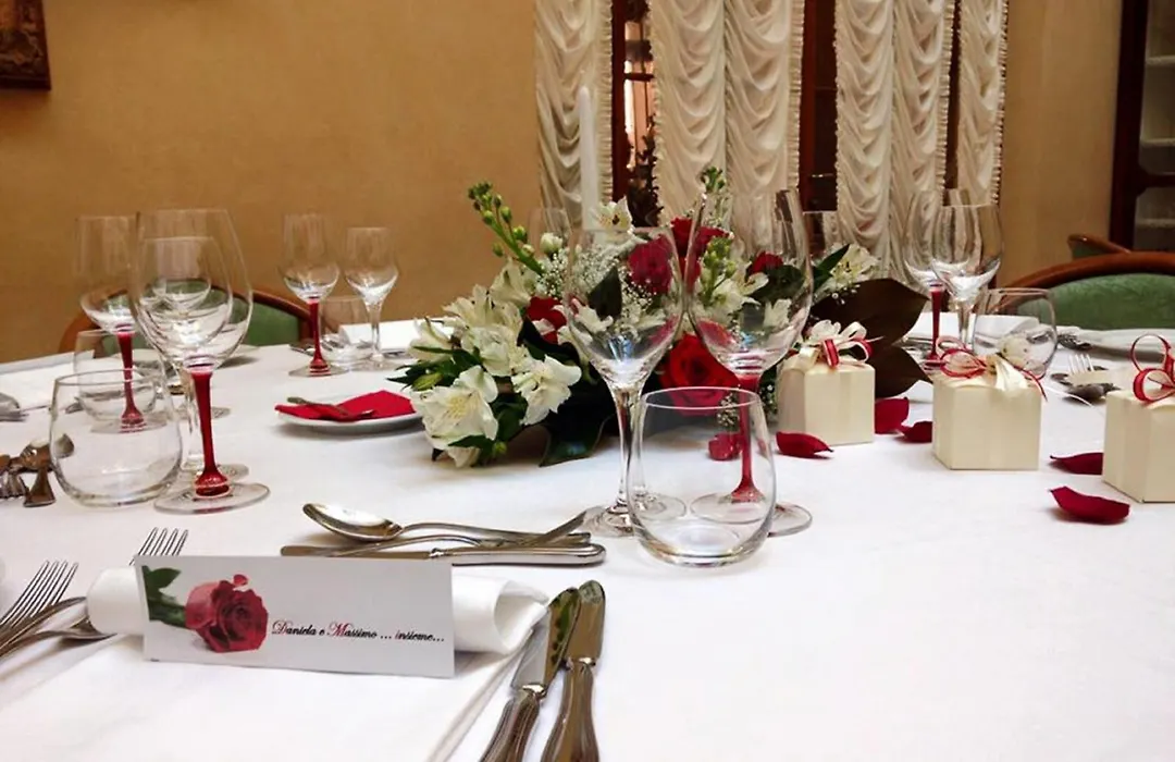 Phi Hotel Dei Medaglioni-1
