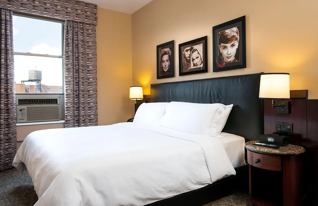 Washington Square Hotel-1