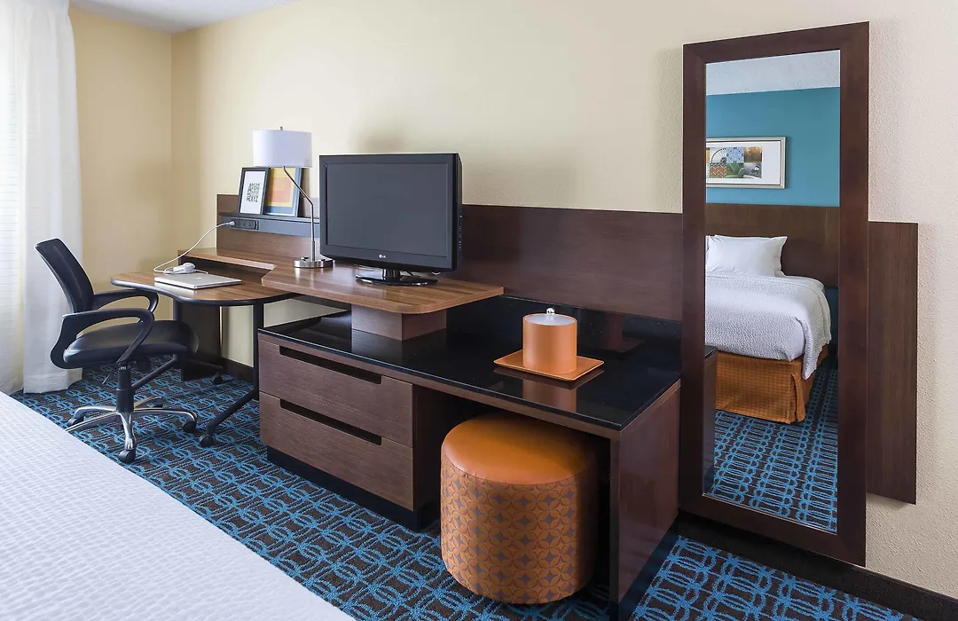 Fairfield Inn & Suites Mansfield Ontario-1