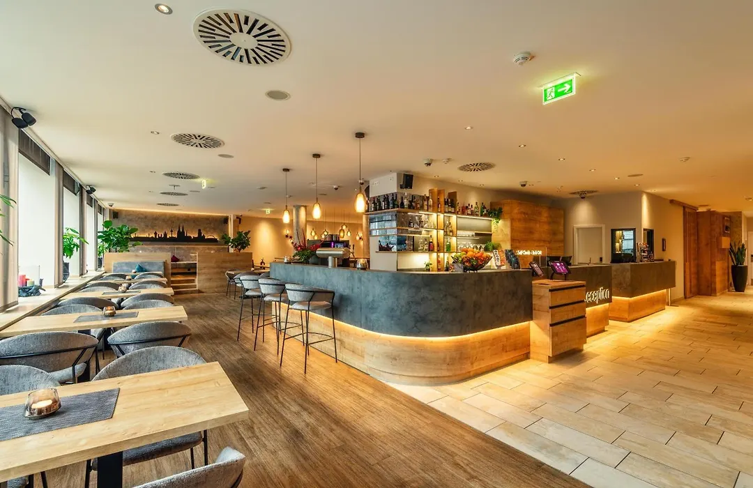 Cityclass Hotel Am Dom-1