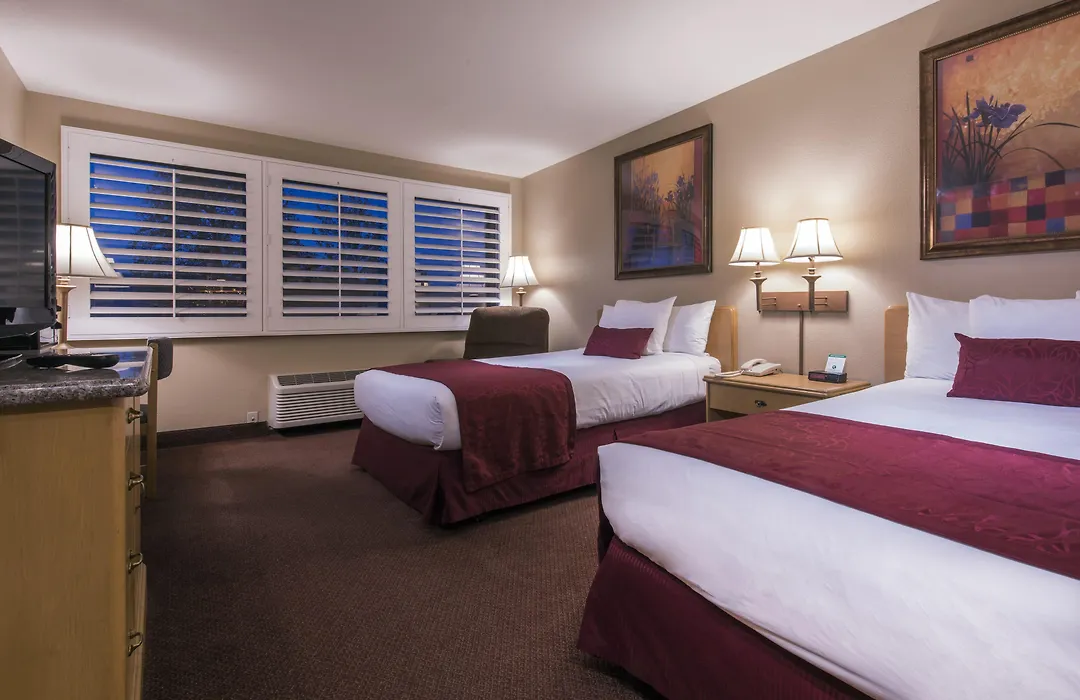 Grand Vista Hotel-1