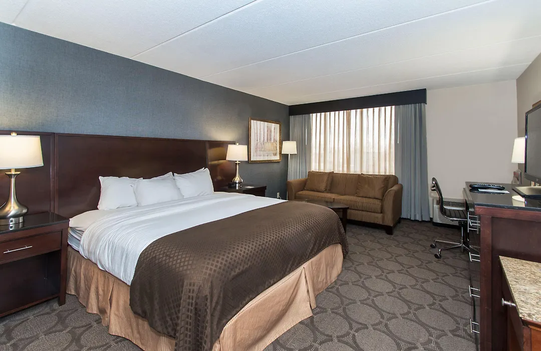 Wyndham Columbus-1