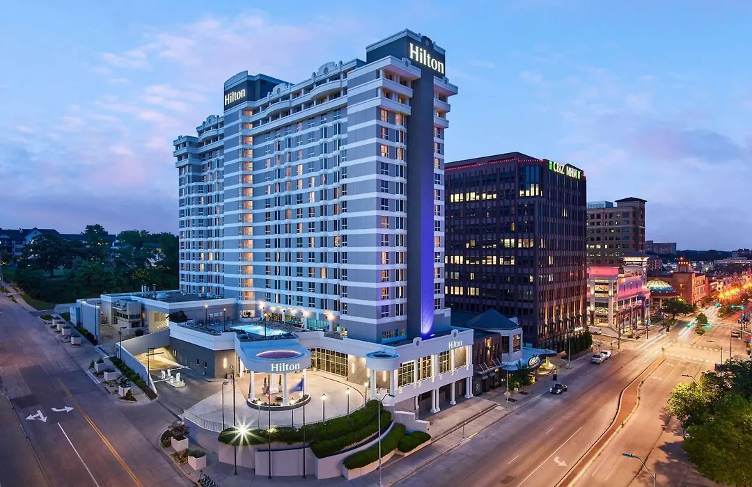 Hilton Kansas City Country Club Plaza-1