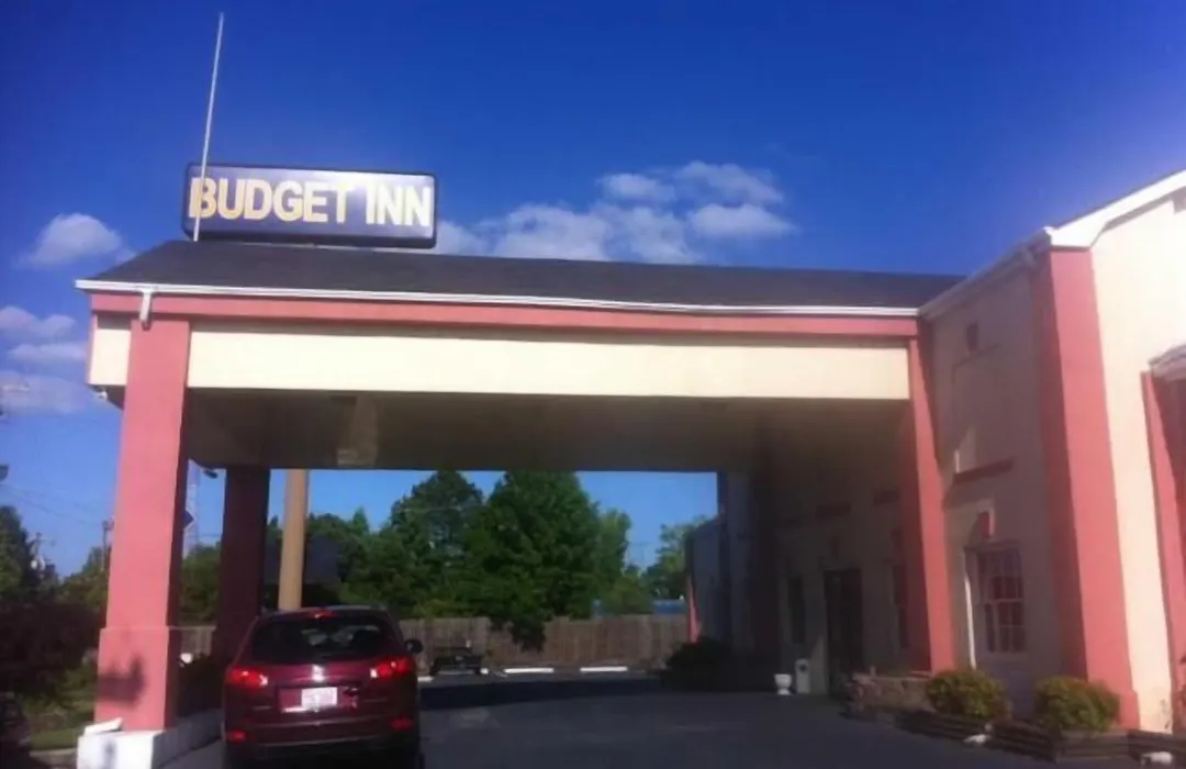 Budget Inn - Charlotte-1