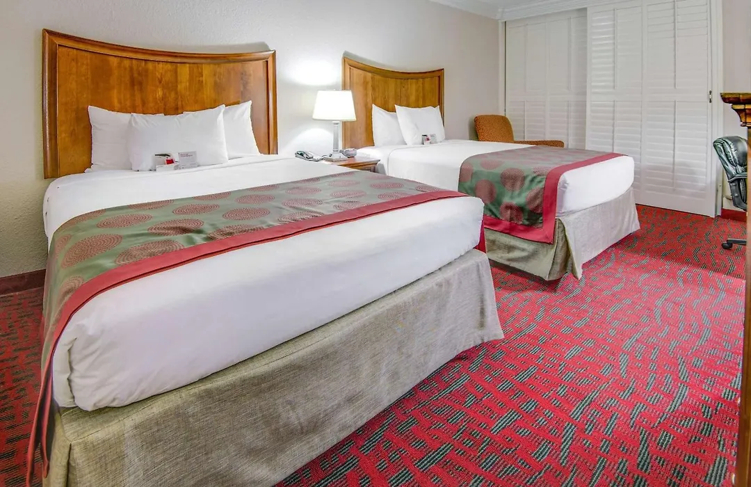 Ramada By Wyndham Metairie New Orleans Airport-1