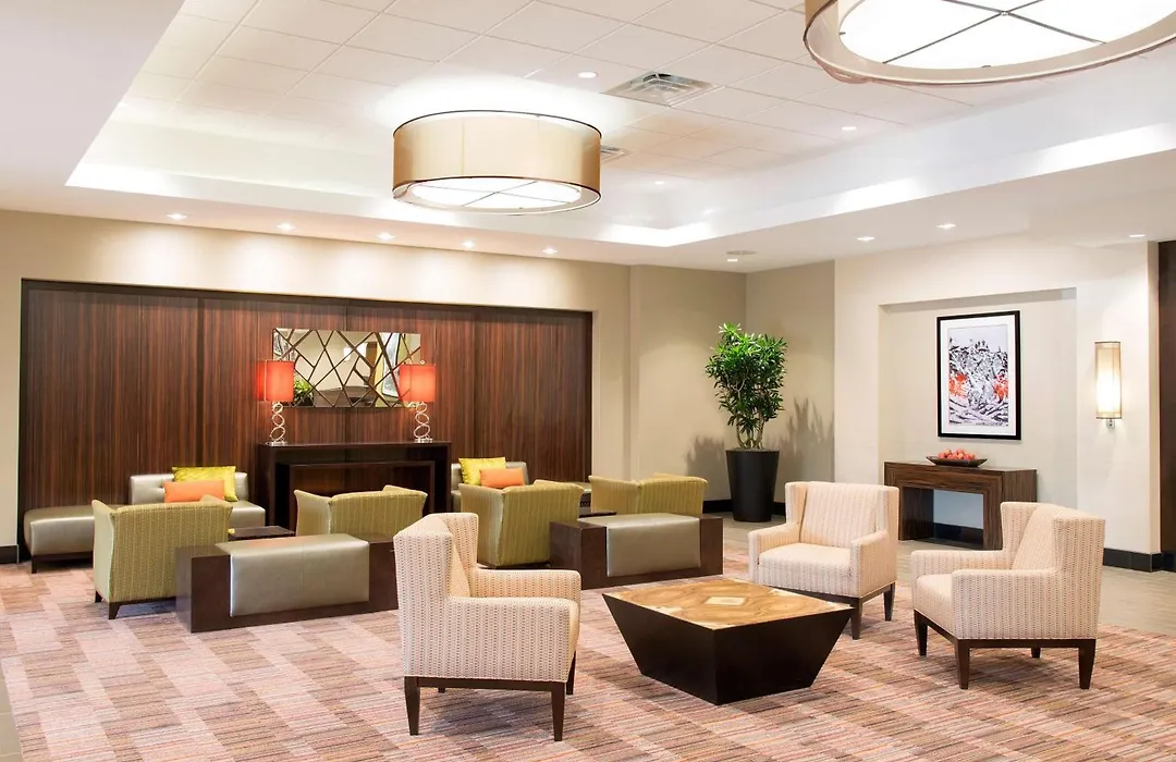 Doubletree By Hilton Hotel Grand Rapids Airport-1