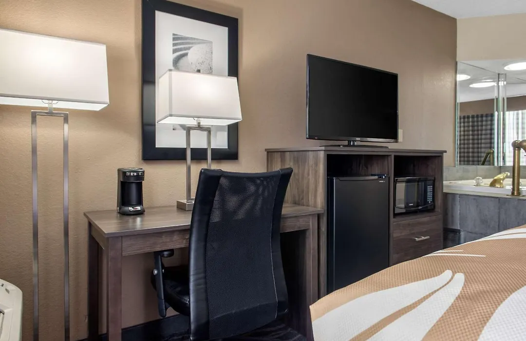 Quality Inn And Conference Center-1