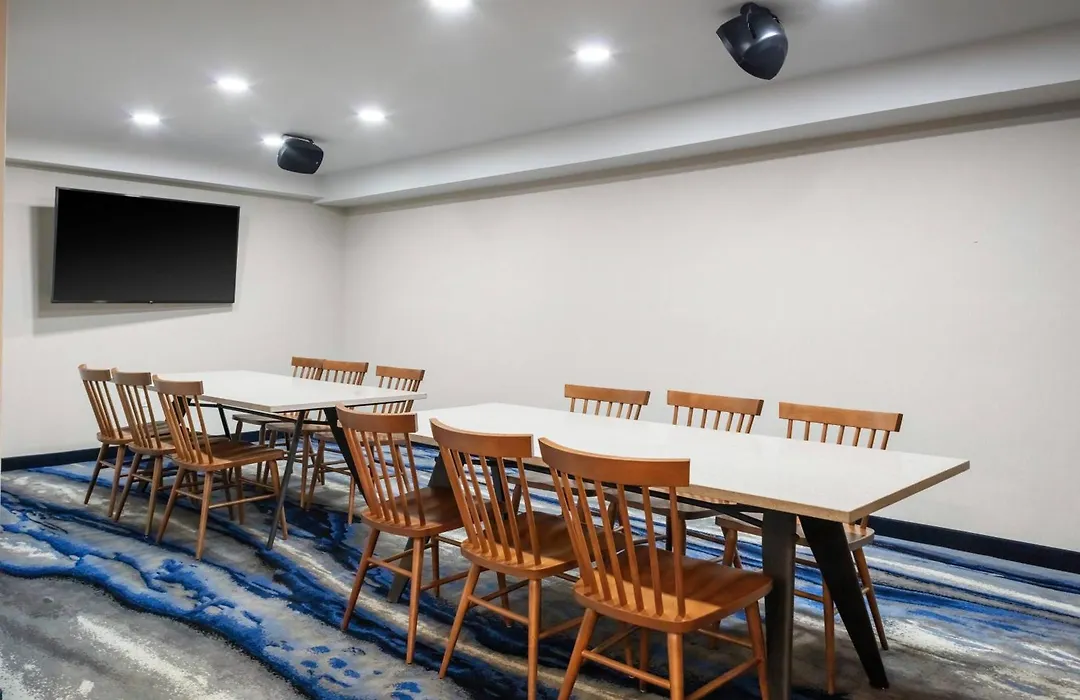 Fairfield Inn & Suites Springfield Enfield-1