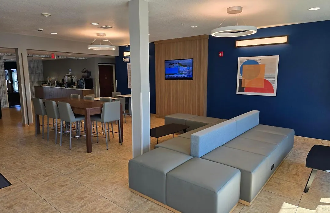 Microtel Inn & Suites By Wyndham Bluffs-1