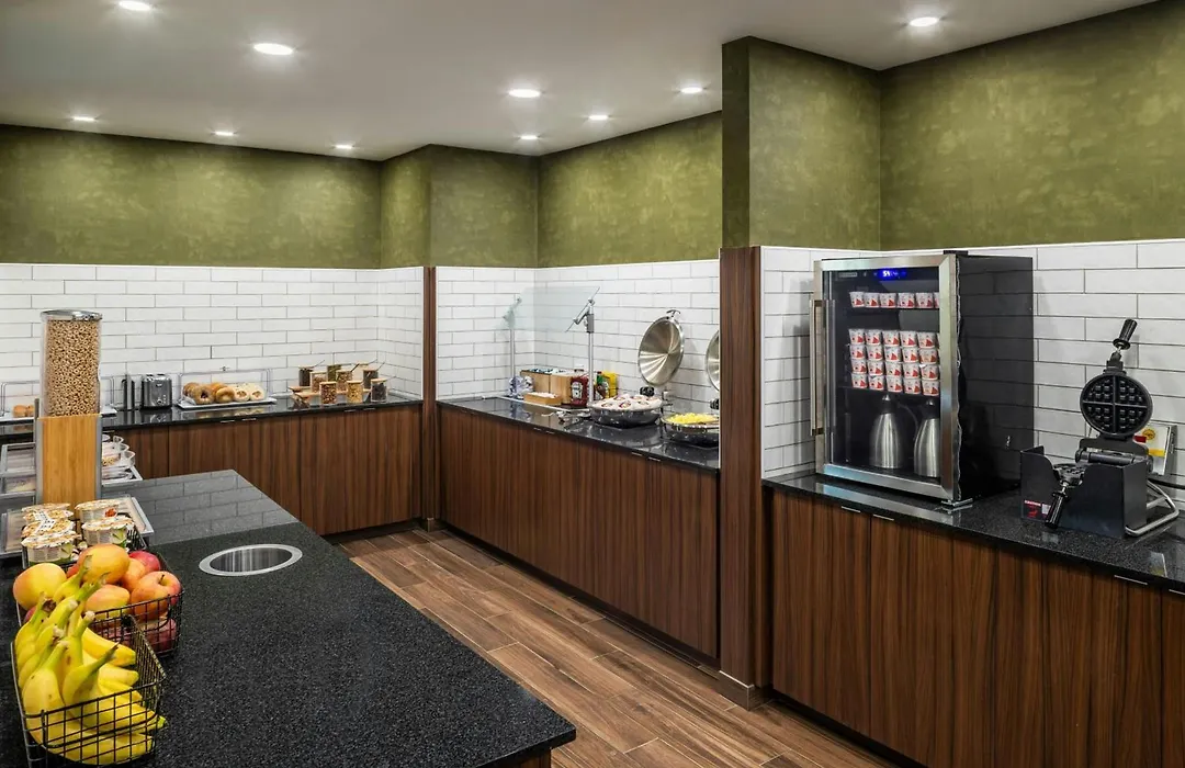Fairfield Inn & Suites Butler-1