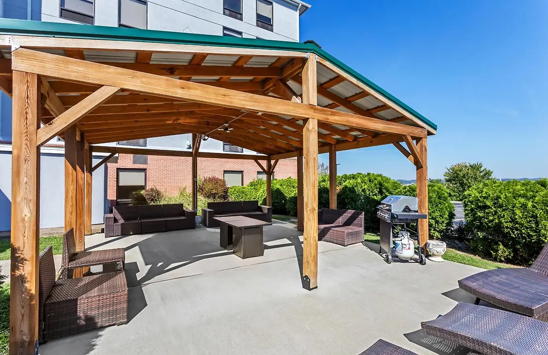 Holiday Inn Express Hotel & Suites Charleston-Southridge By Ihg-1
