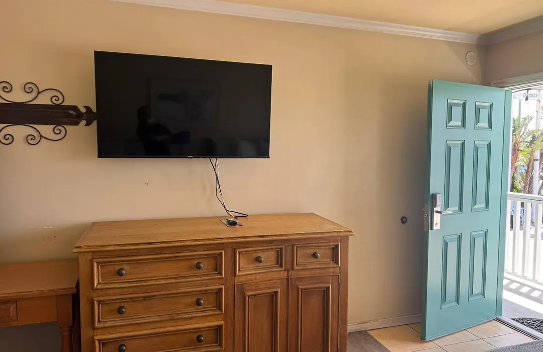 The Shores Inn-1