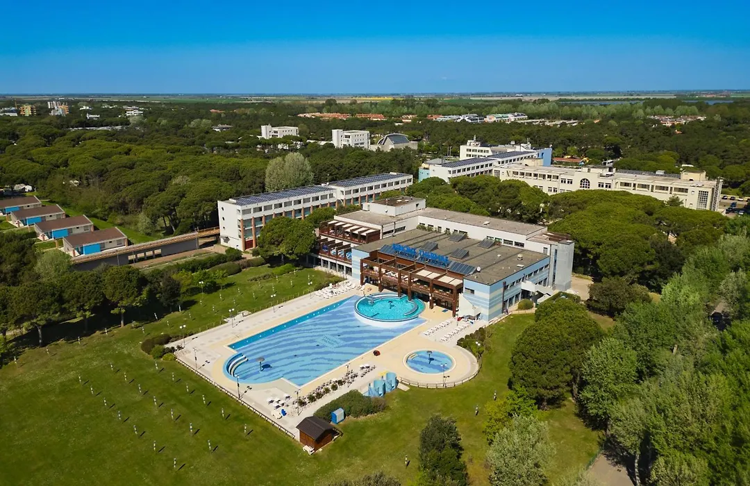 Savoy Beach Hotel & Thermal Spa-1