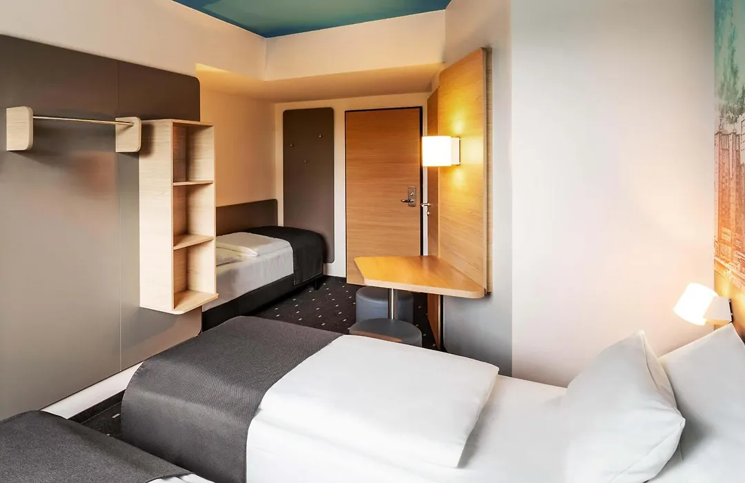 B&B Hotel Wolfsburg-Weyhausen-1