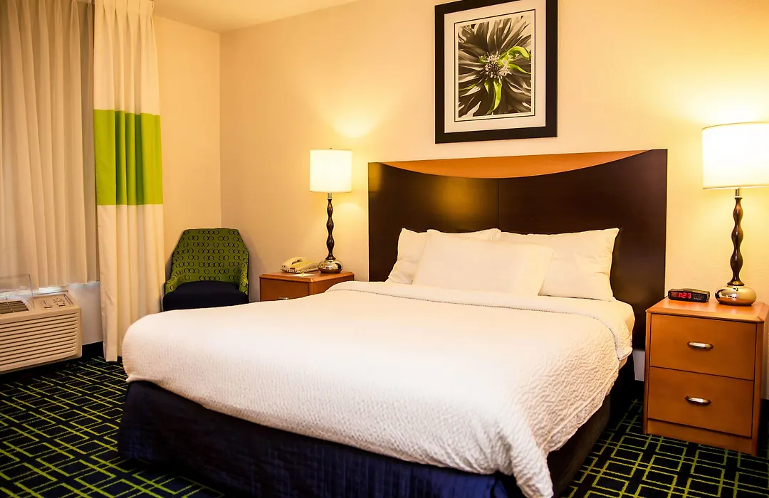 Fairfield Inn & Suites Fredericksburg-1