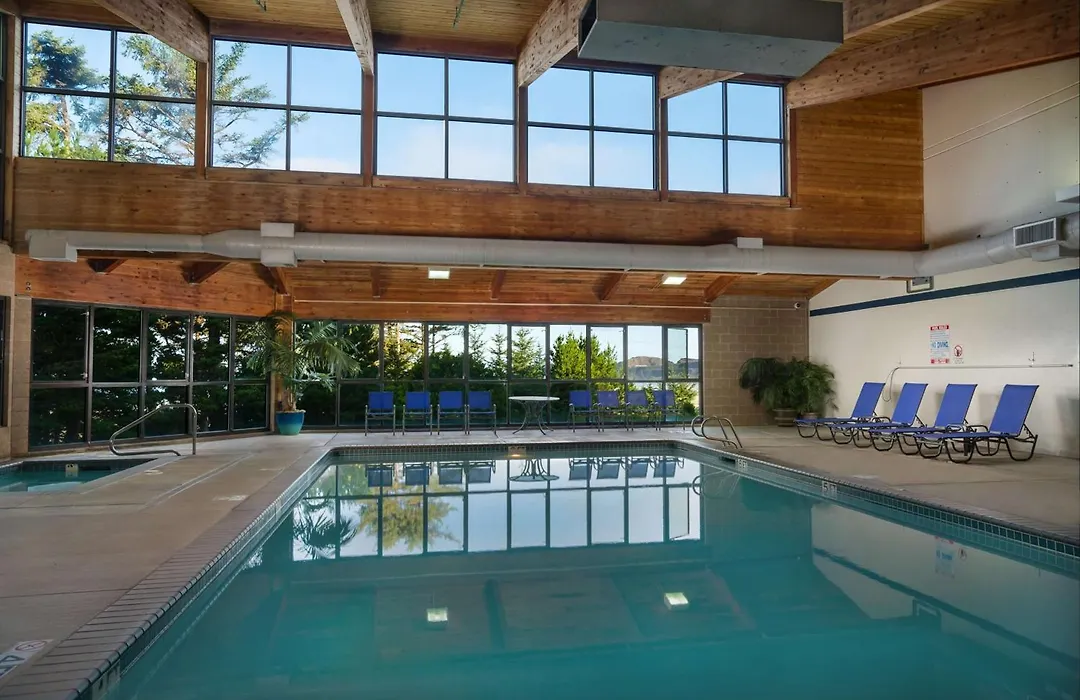 Best Western Plus Agate Beach Inn-1