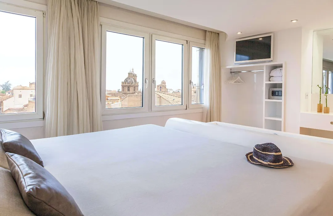 Granada Five Senses Rooms&Suites-1