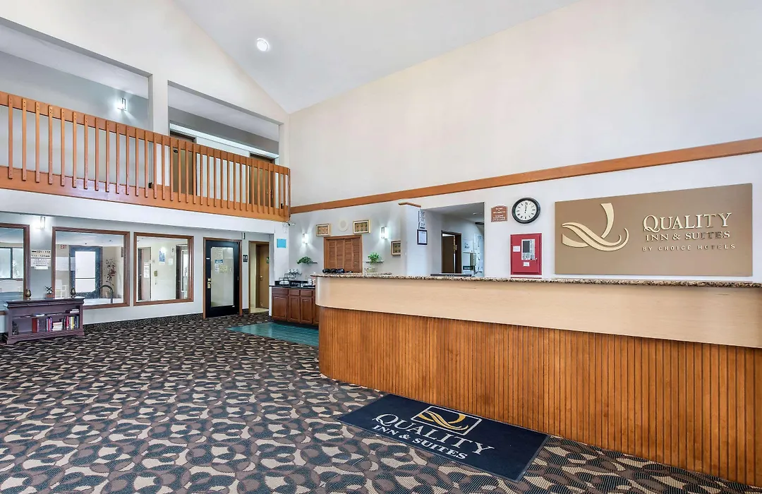 Quality Inn & Suites Lebanon I-65-1