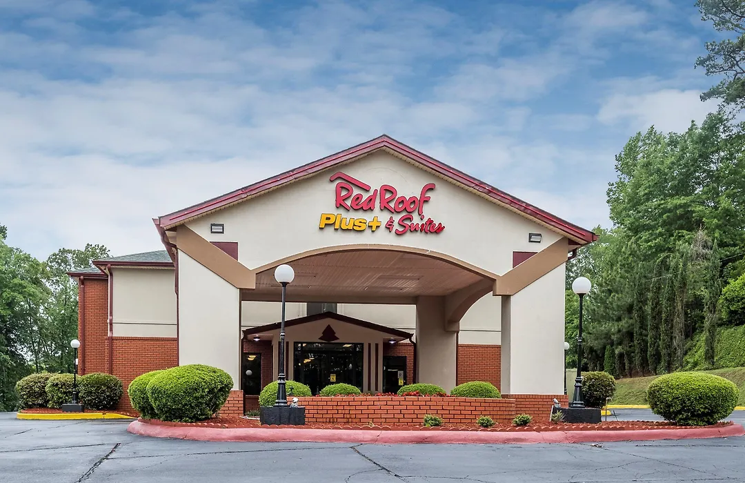 Red Roof Inn Plus+ & Suites Opelika-1