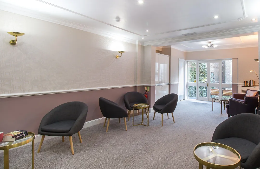 London Town Hotel-1