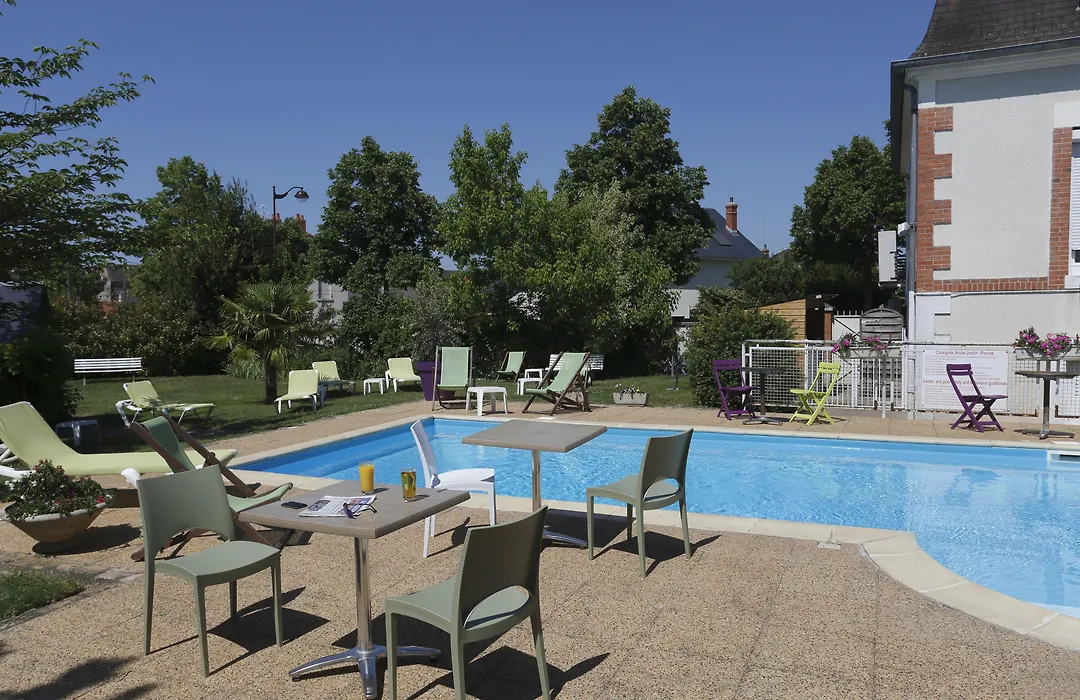 Hôtel Les Tilleuls, Bourges-1