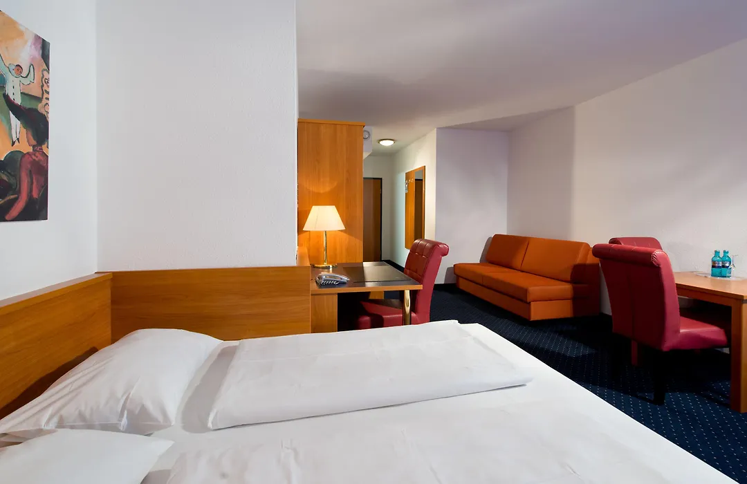 ACHAT Hotel Stuttgart Zuffenhausen-1