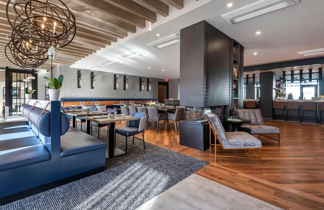 Cambria Hotel Portland Downtown Old Port-1